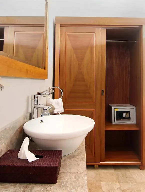 *** Holiday park The Studio Seminyak  Indonesia