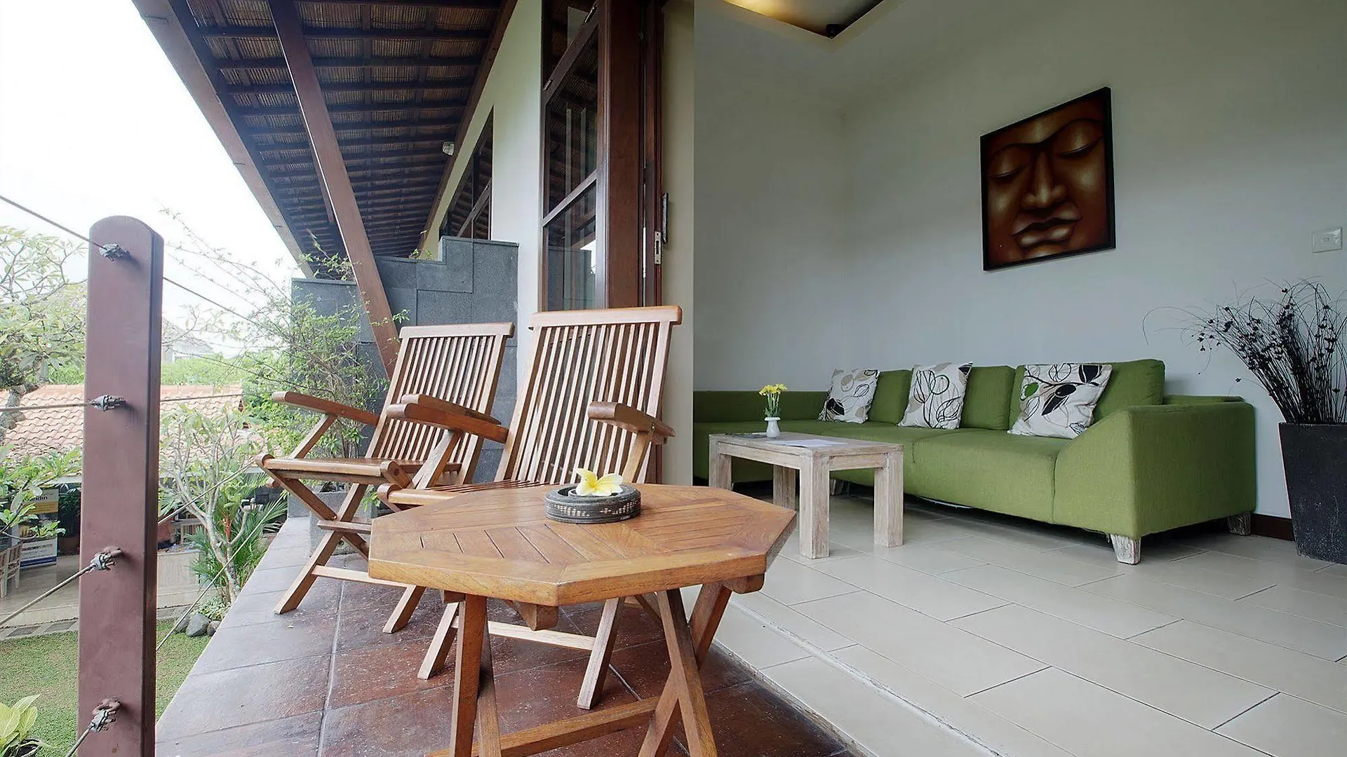 The Studio Seminyak  3*, Seminyak (Bali)
