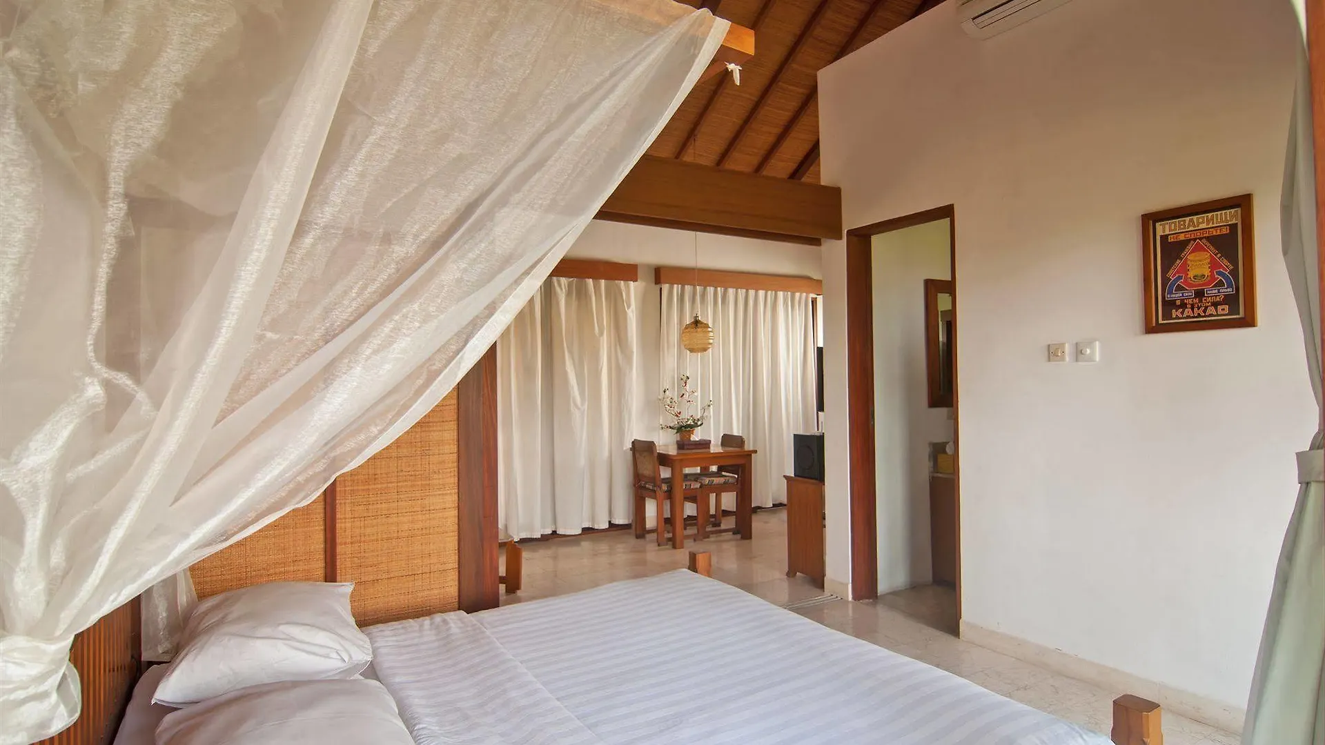The Studio Seminyak  Seminyak (Bali)